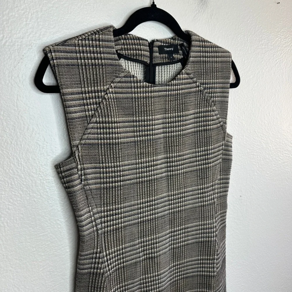 Theory sleeveless sheath